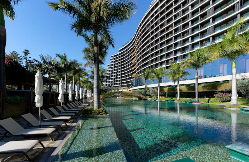City hotel exterior